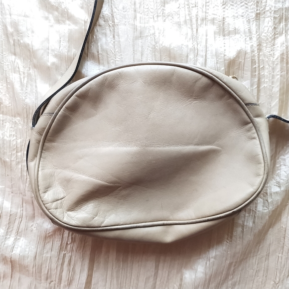 Salvatore Ferragamo vintage shoulder  Bag - Picture 4 of 10